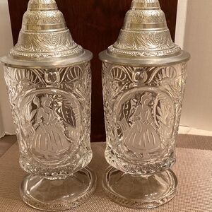 Fab pair cut crystal glass pedestal beer steins w/hammered embossed metal lid